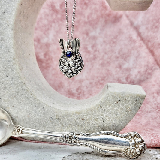 Collier- ARBUTUS 1908