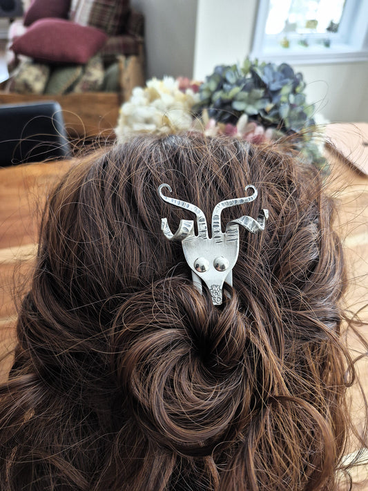 #11 : Bâton à cheveux