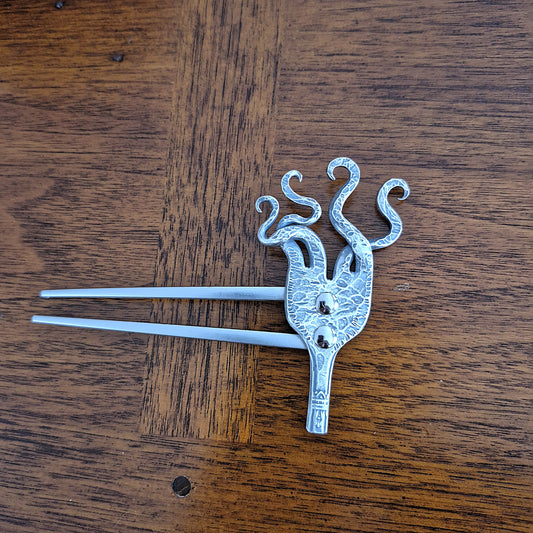 #13 : Bâton à cheveux