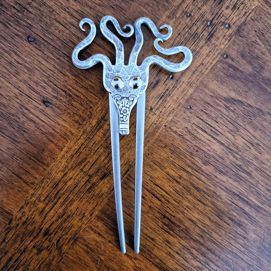 #9 : Bâton à cheveux