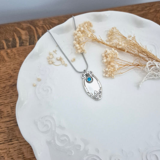 Collier Coutellerie avec pierre de naissance