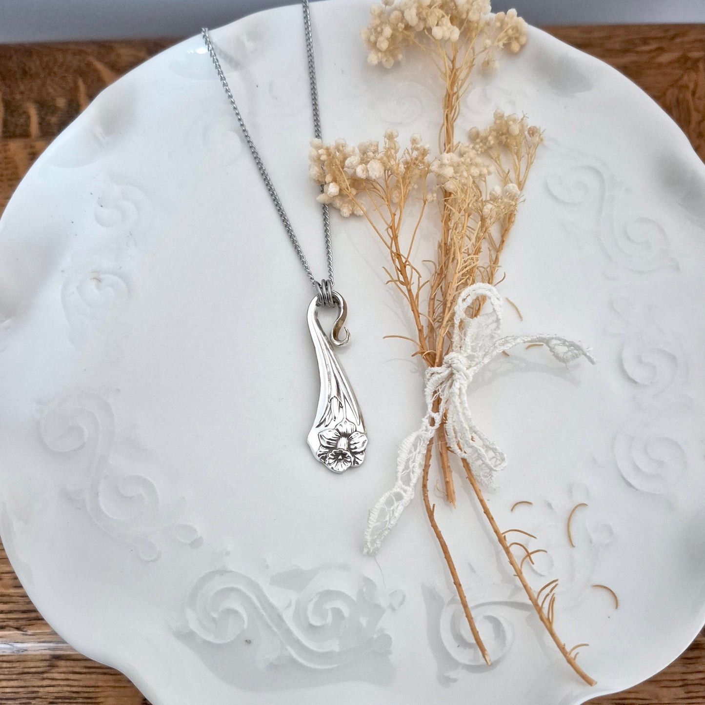 Collier coutellerie