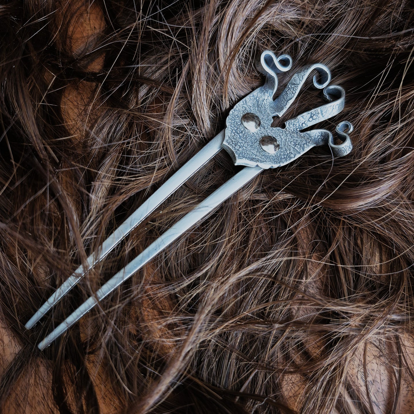 #3 : Bâton à cheveux
