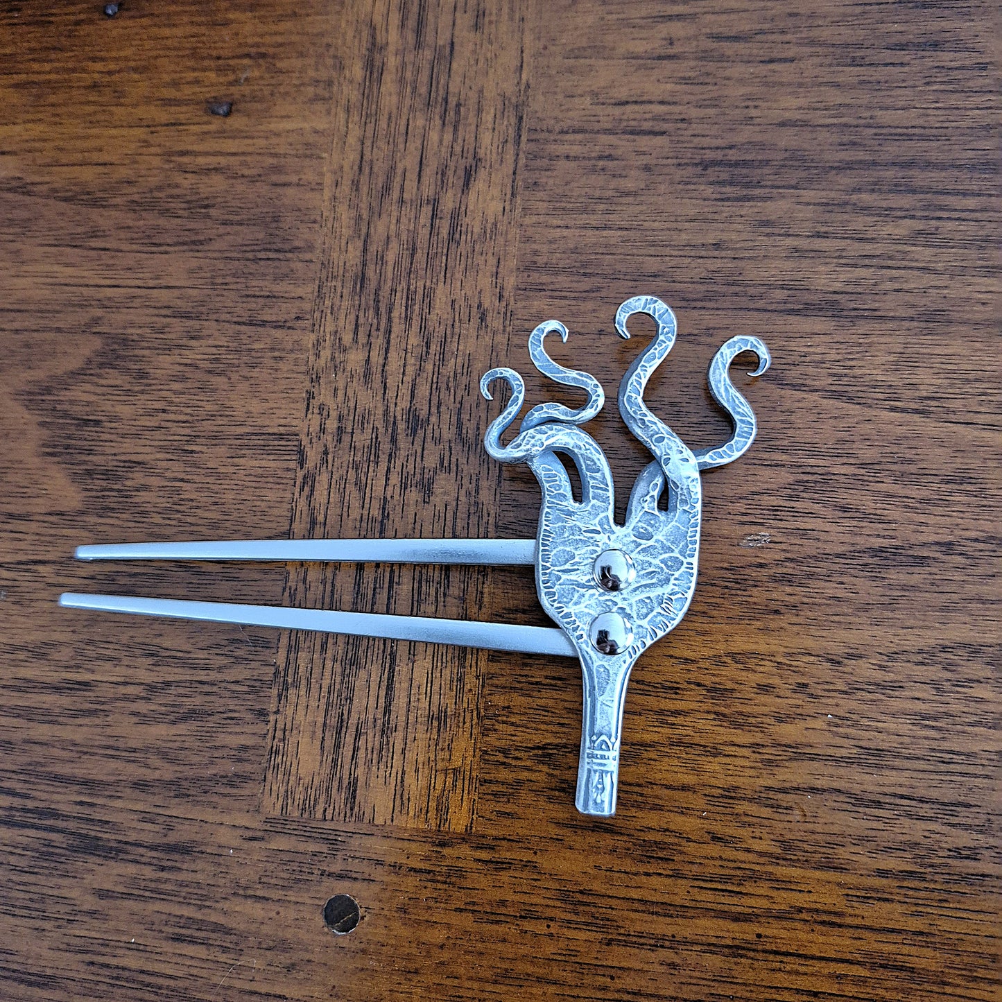 #13 : Bâton à cheveux