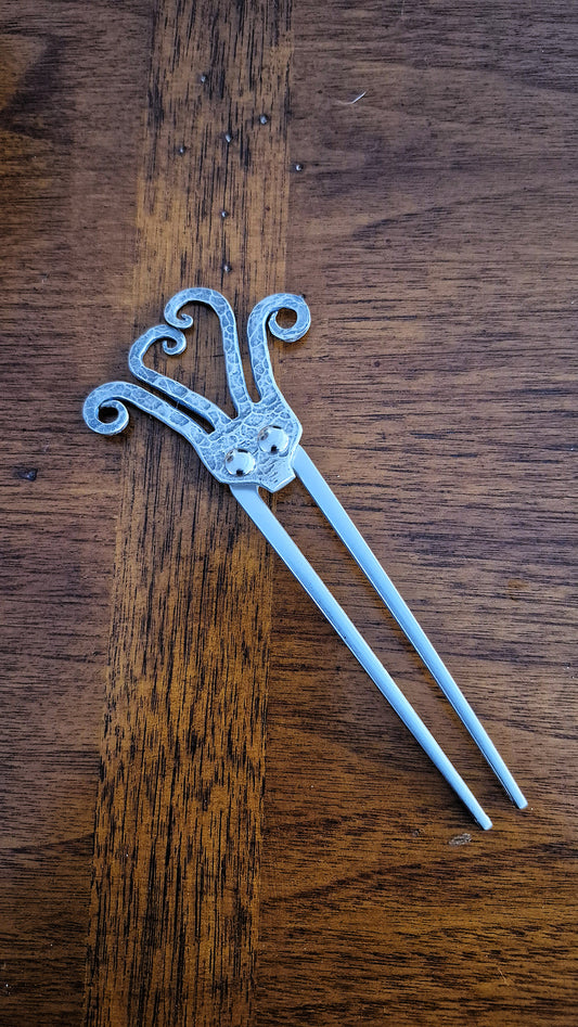 #18 : Bâton à cheveux