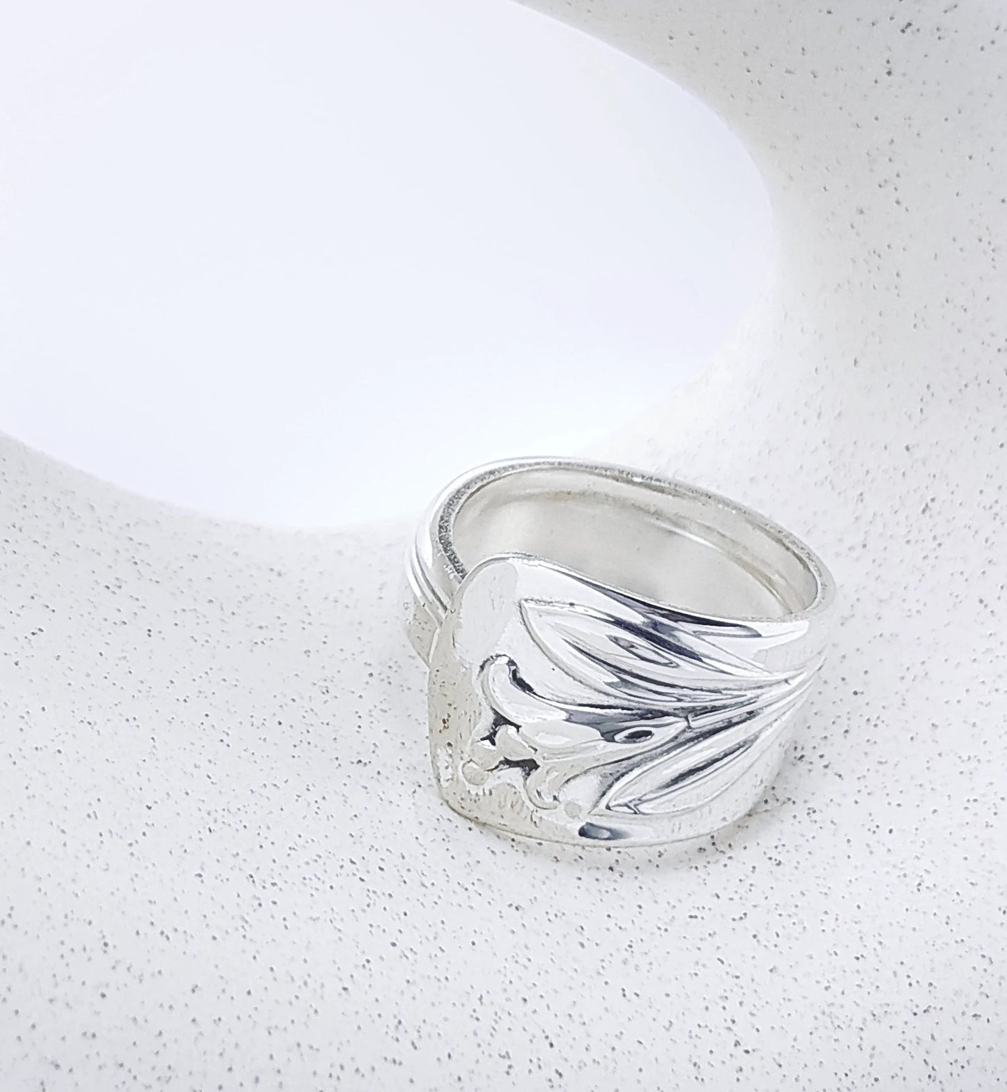 Bague MAGIC LILY 1955